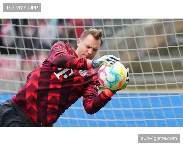 诺伊尔职业生涯展望：传奇门将的未来之路引关注