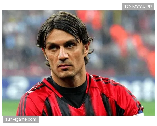 马尔蒂尼防守哲学重塑现代防线,引领足球防守新潮流 马尔蒂尼防守哲学重塑现代防线,引领足球防守新潮流