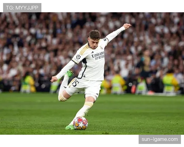 巴尔韦德国家队首秀闪耀全场，年轻天才展现无限潜力